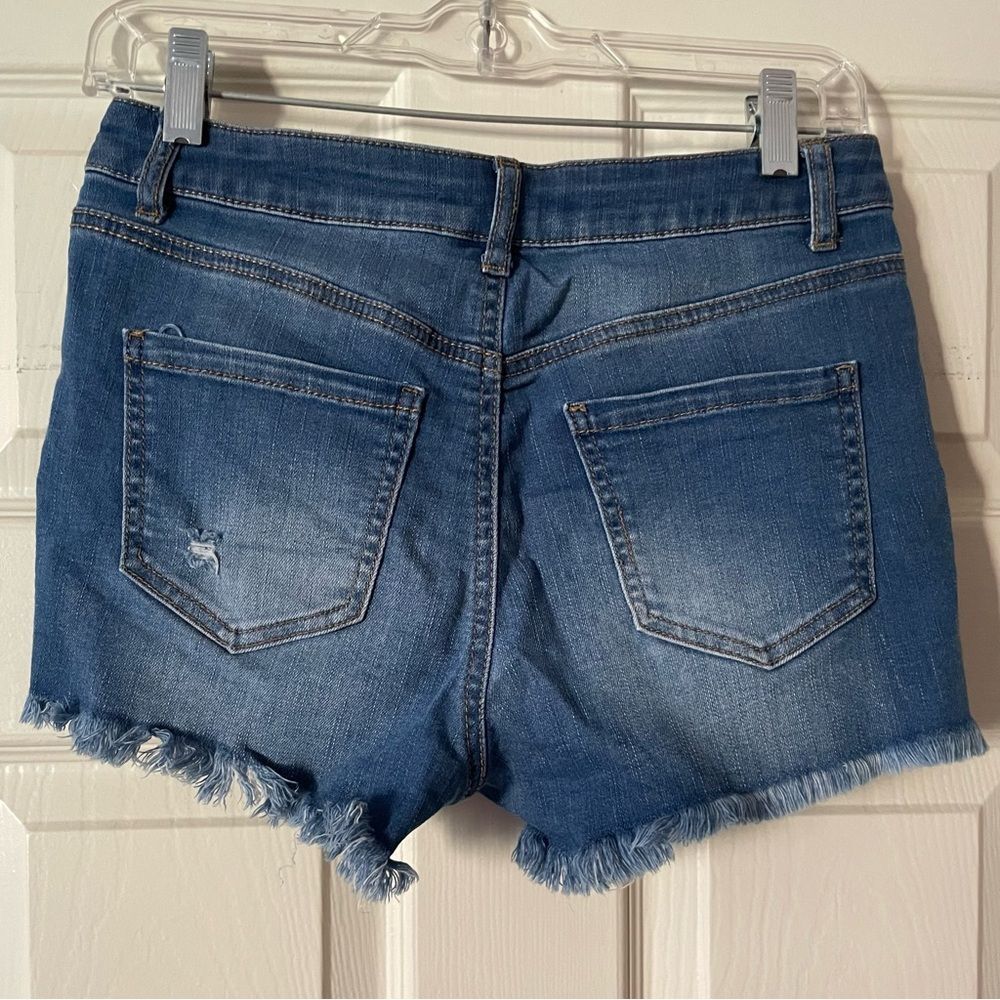 Distressed Shorts - Picture 2 of 3